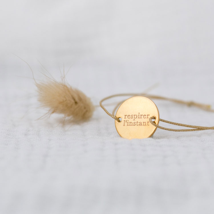 bracelet personnalisé respirer l'instant zoom