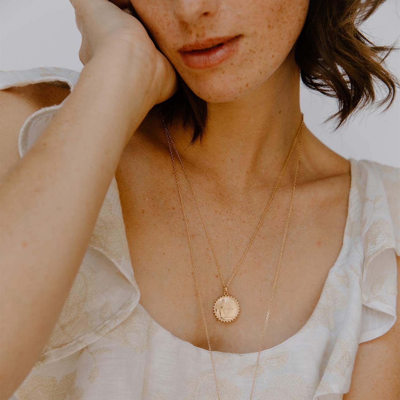 Collier médaille Maman