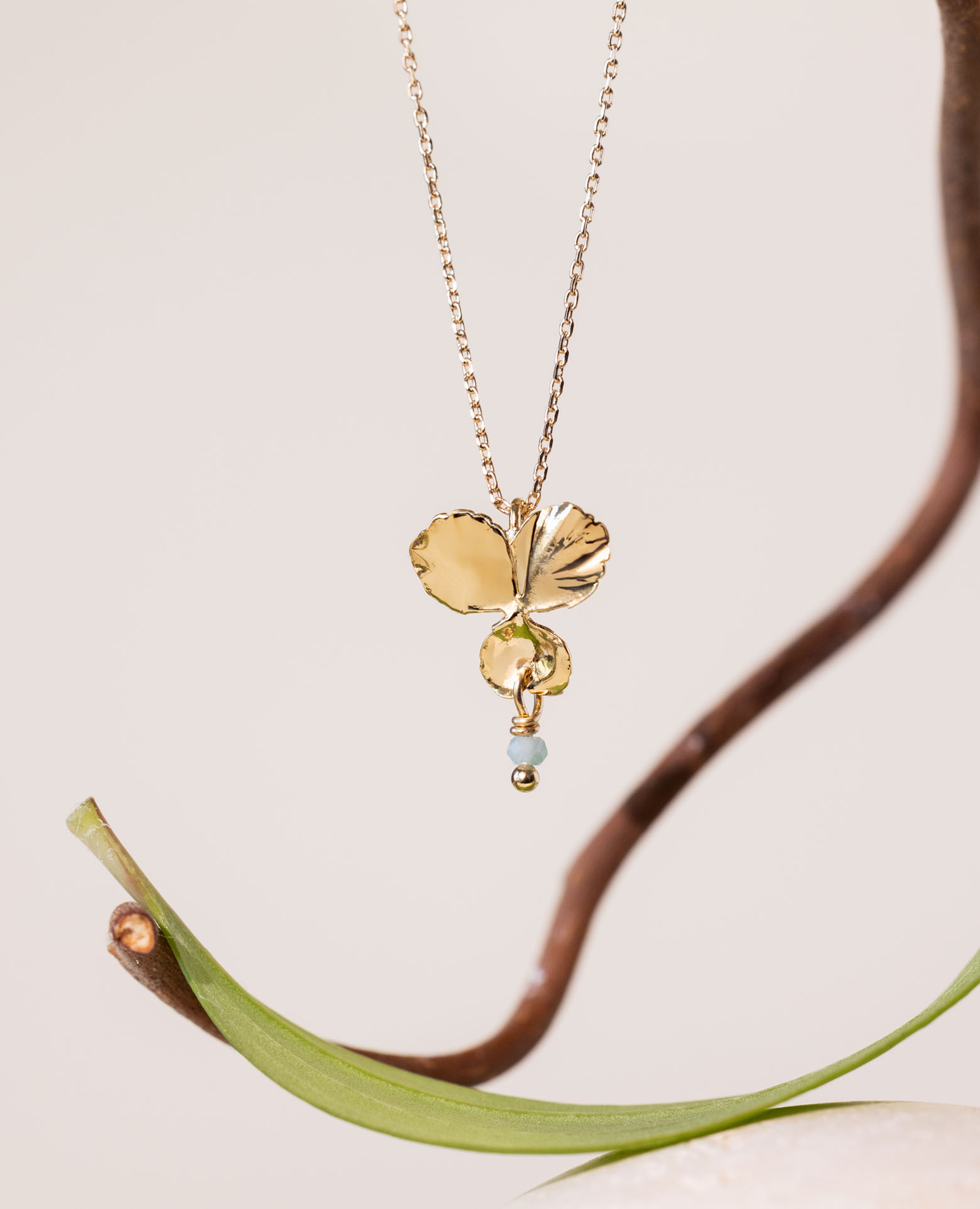 Collier Pensée PM / mai émeraude