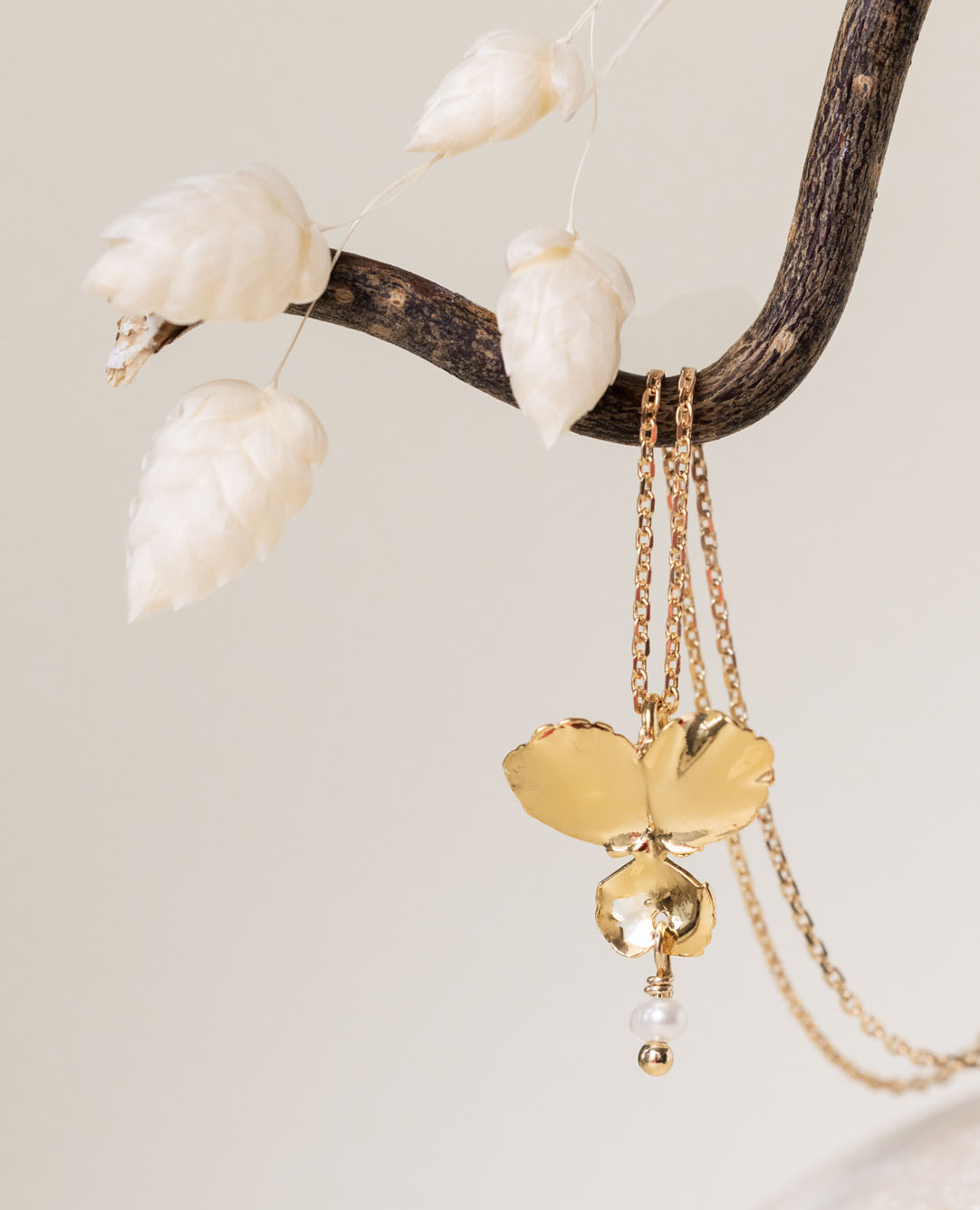 Collier Pensée PM / juin nacre