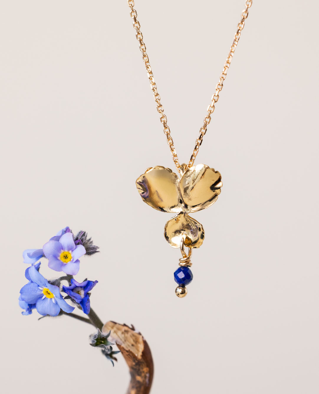 Collier Pensée PM / septembre lapis lazuli