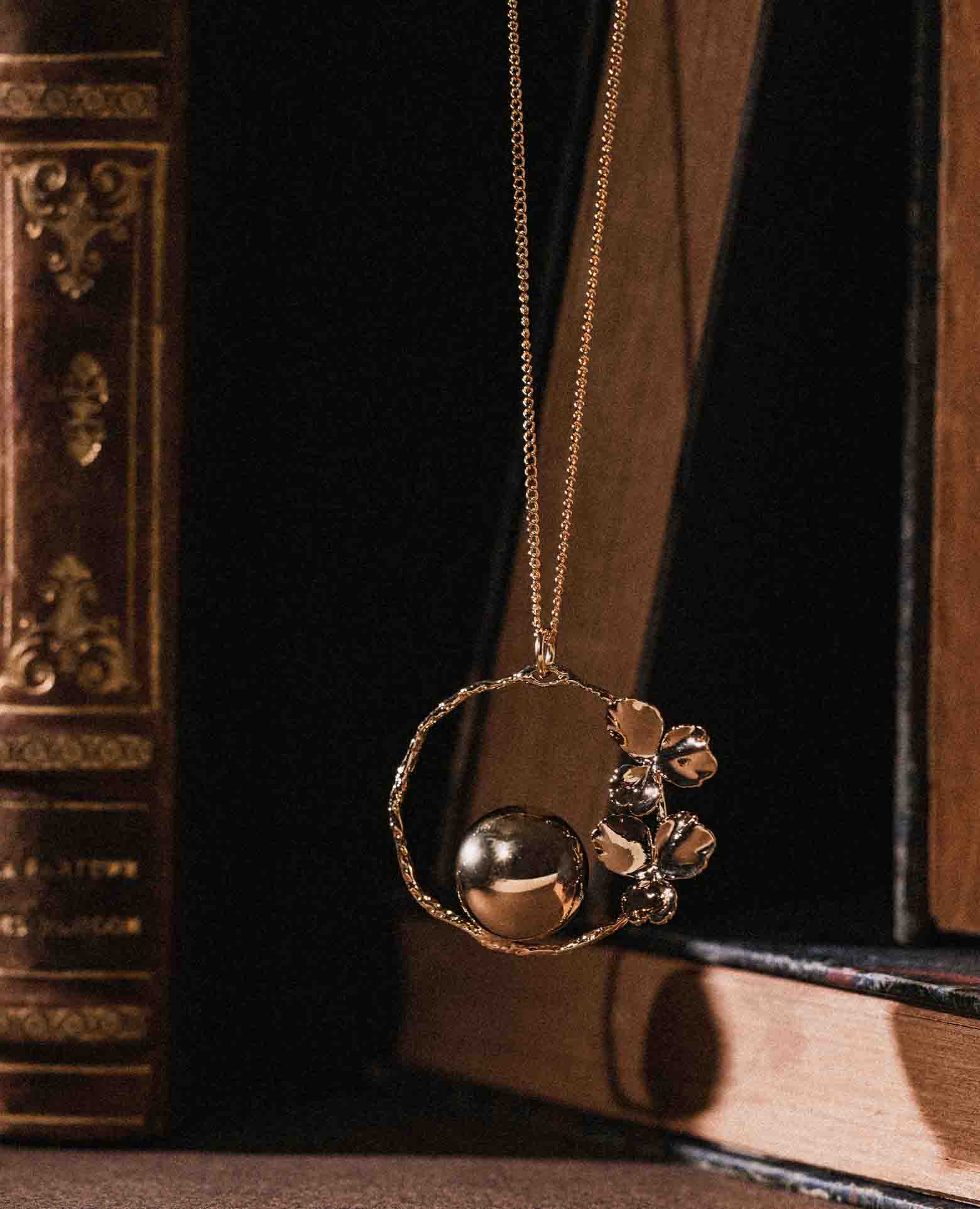 Bola Sélène pensée or