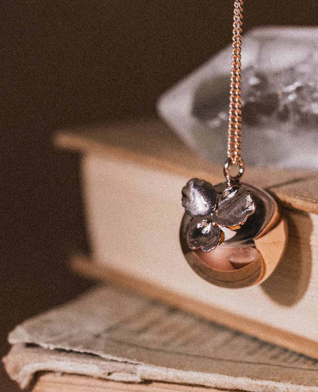 Bola de grossesse Daphné or rose