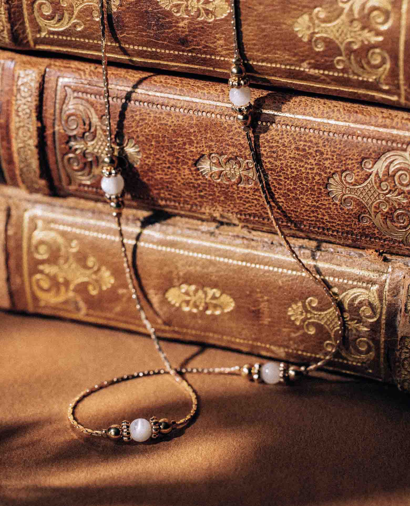 Collier Pierre de naissance Nacre