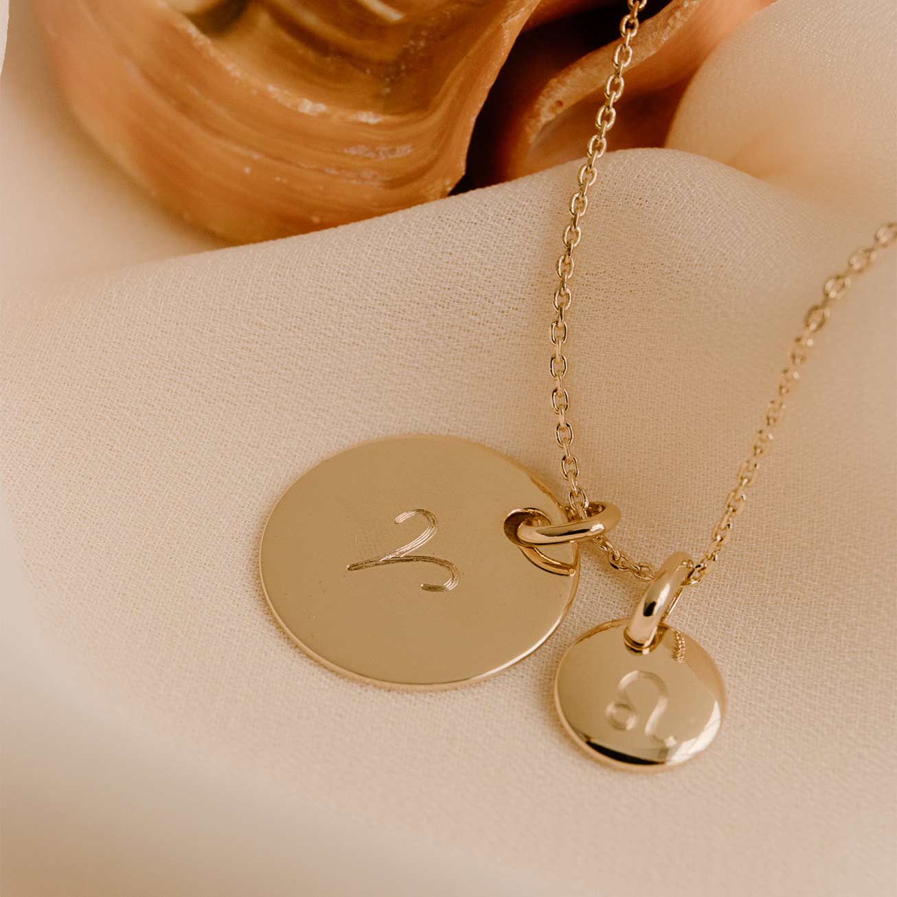 Collier astro ascendant plaqué or