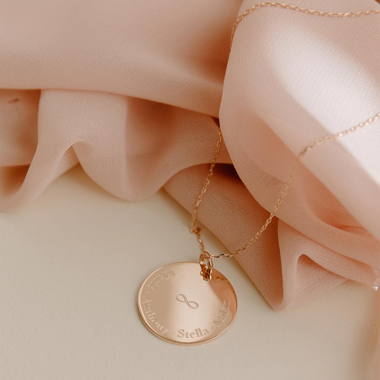Grande médaille infini plaqué or rose