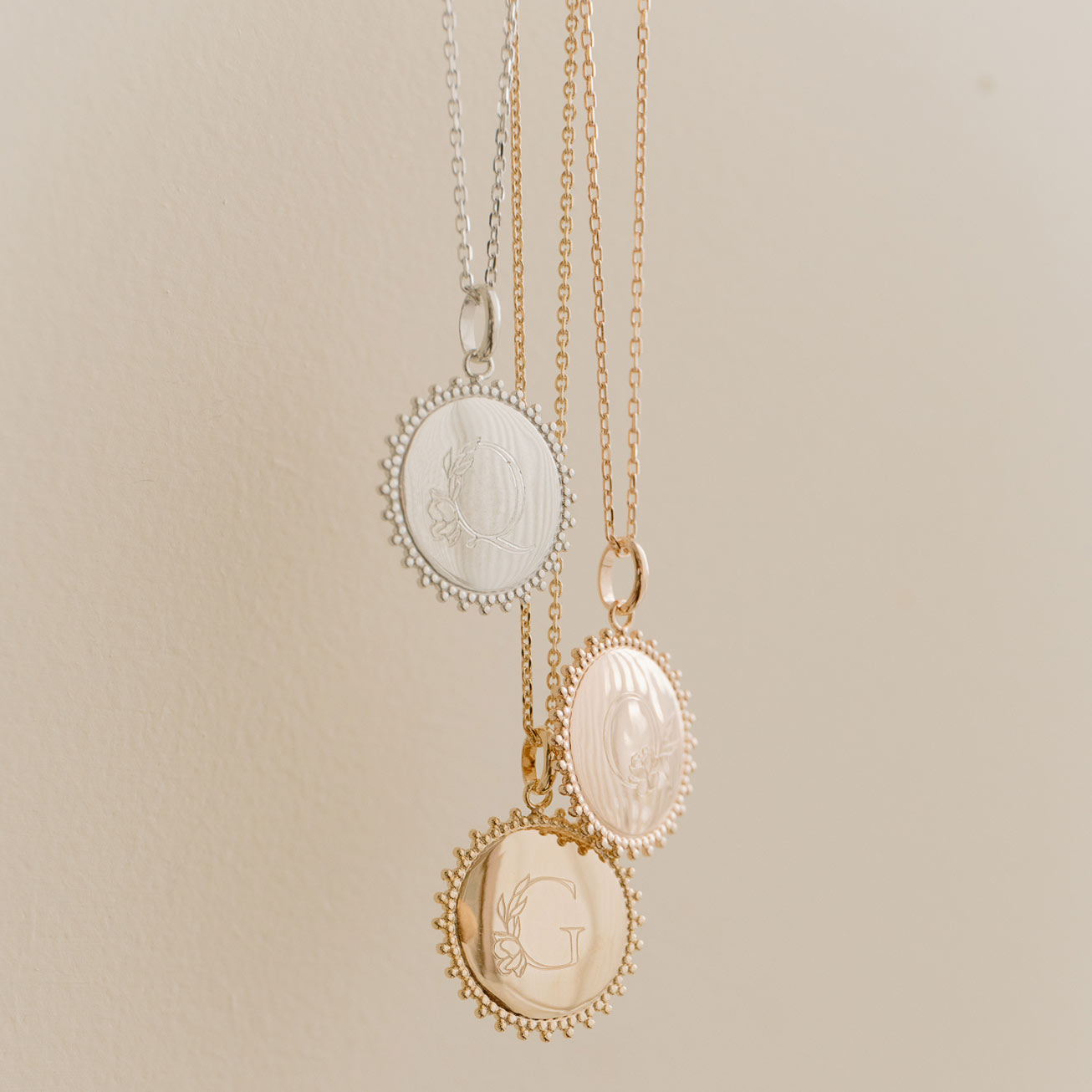 Collier soleil plaqué or rose