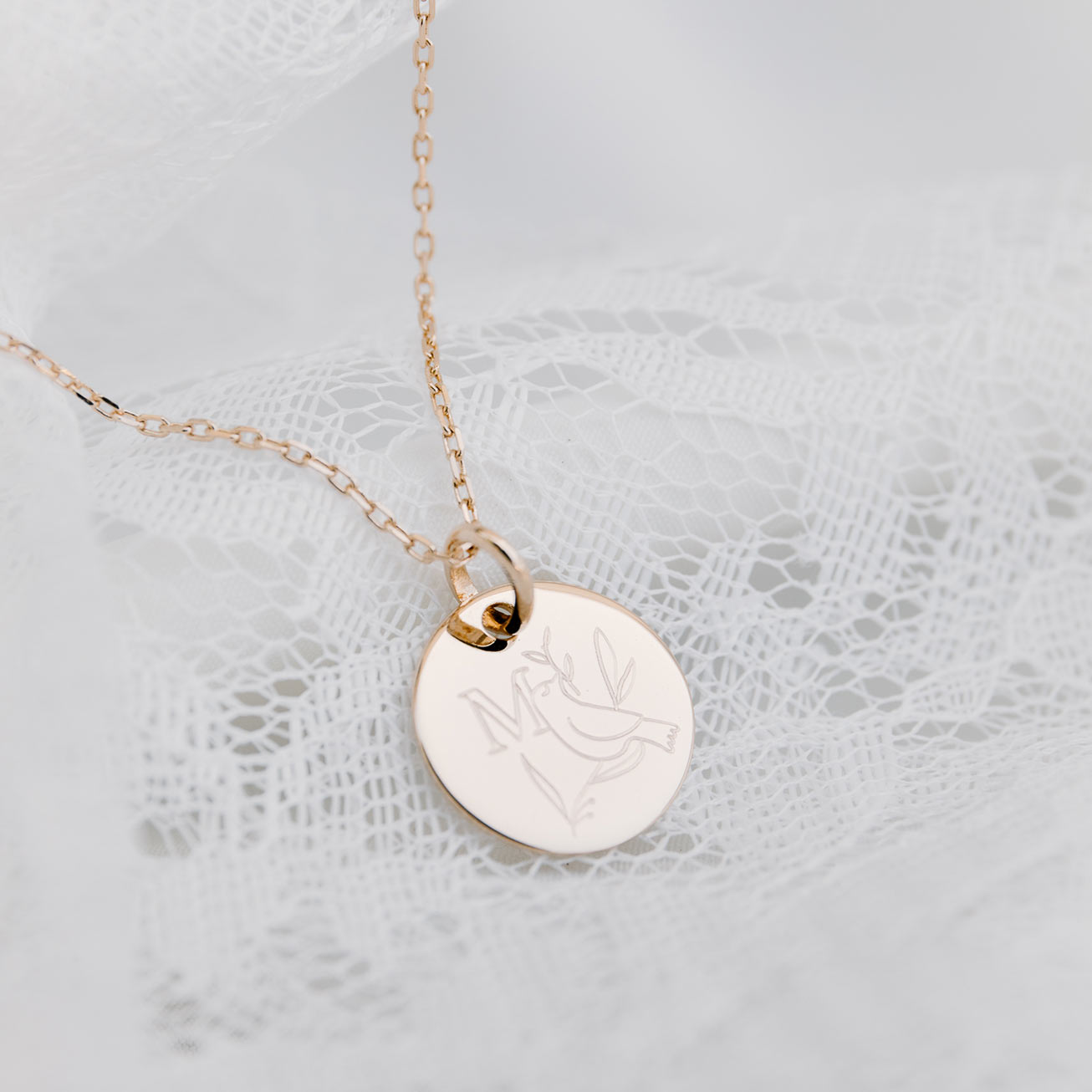 médaille bapteme colombe initiale