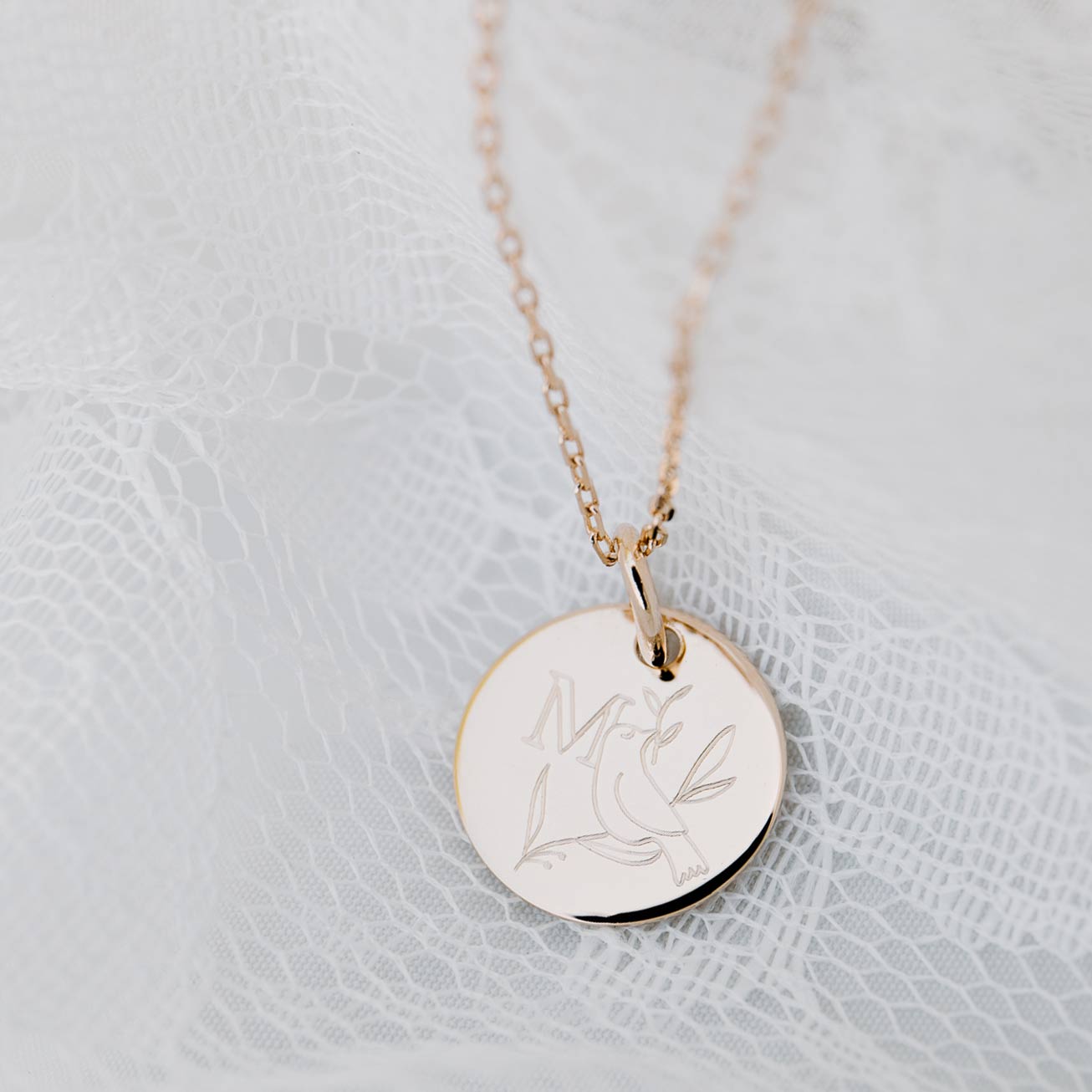 médaille bapteme colombe initiale