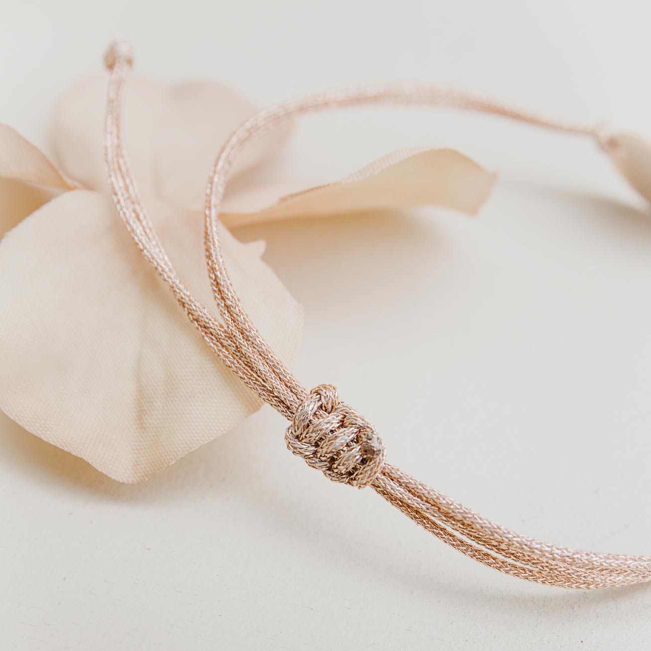 Bracelet signe astrologique personnalisé rose