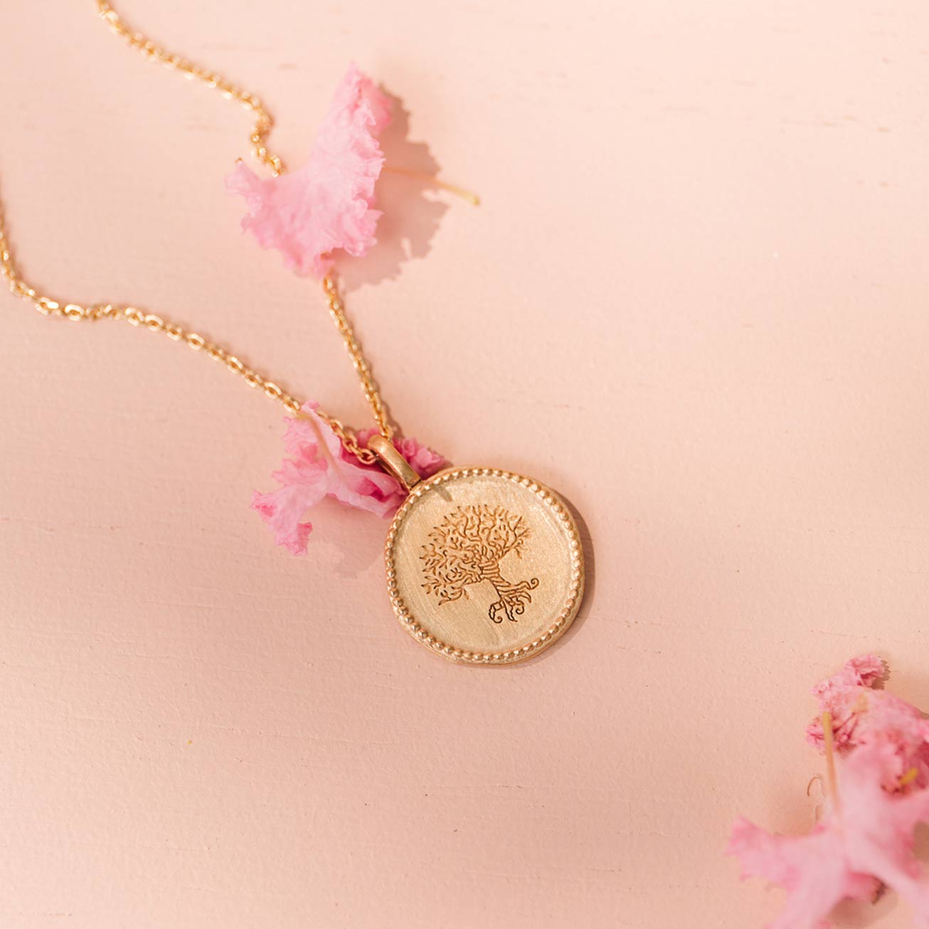 Collier personnalisé arbre de vie or brossé