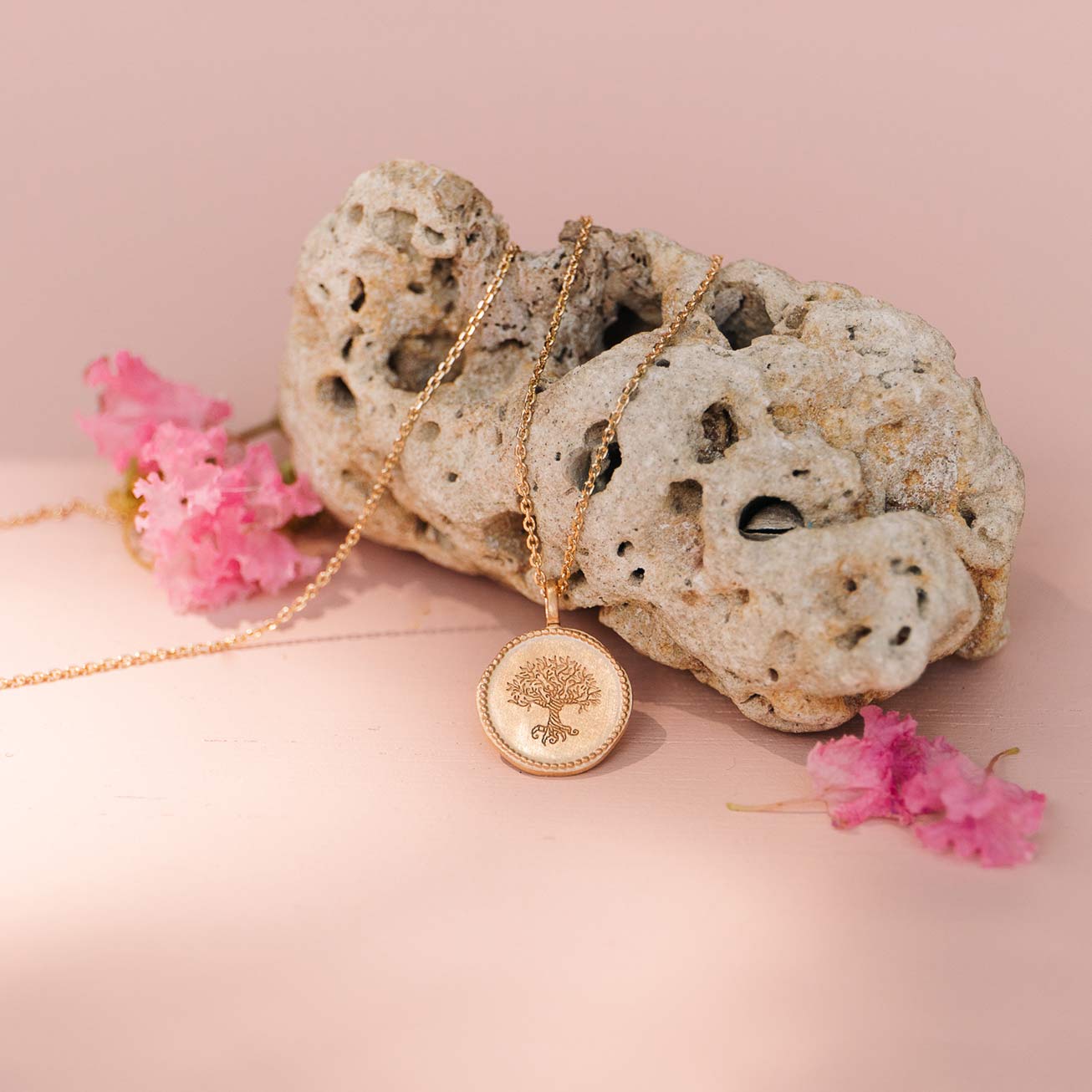Collier personnalisé arbre de vie or brossé