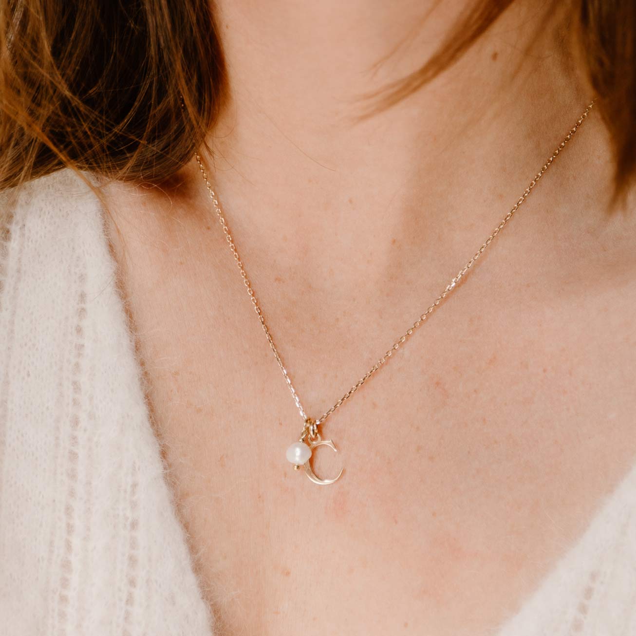 Collier lettrine perle