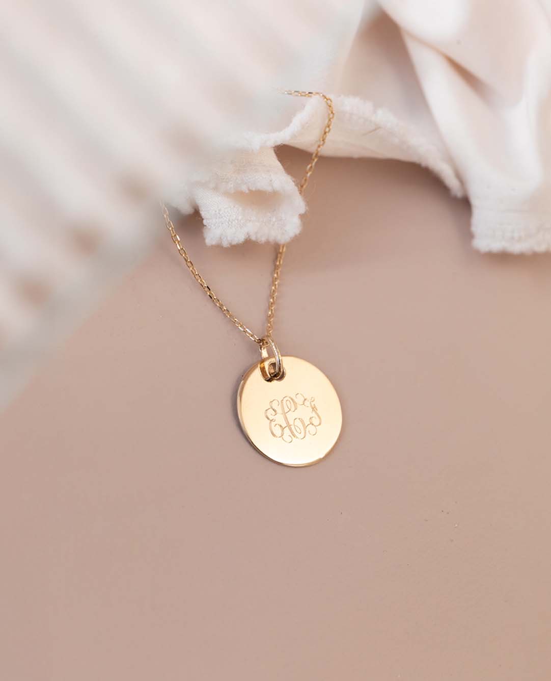 Collier personnalisé médaille monogramme