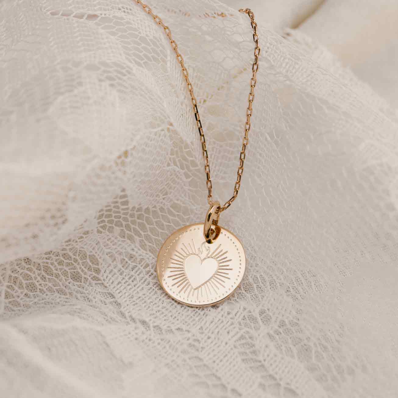 Médaille baptême <i>Coeur flamboyant</i>