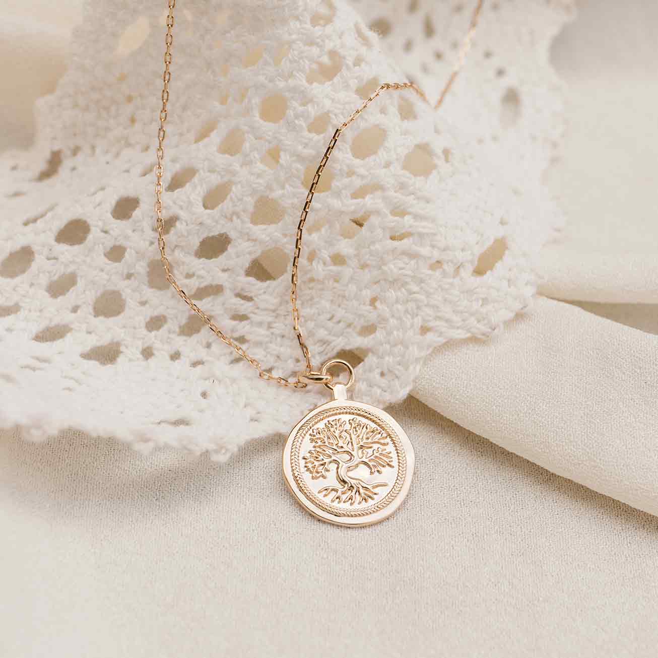 Médaille bapteme arbre de vie relief