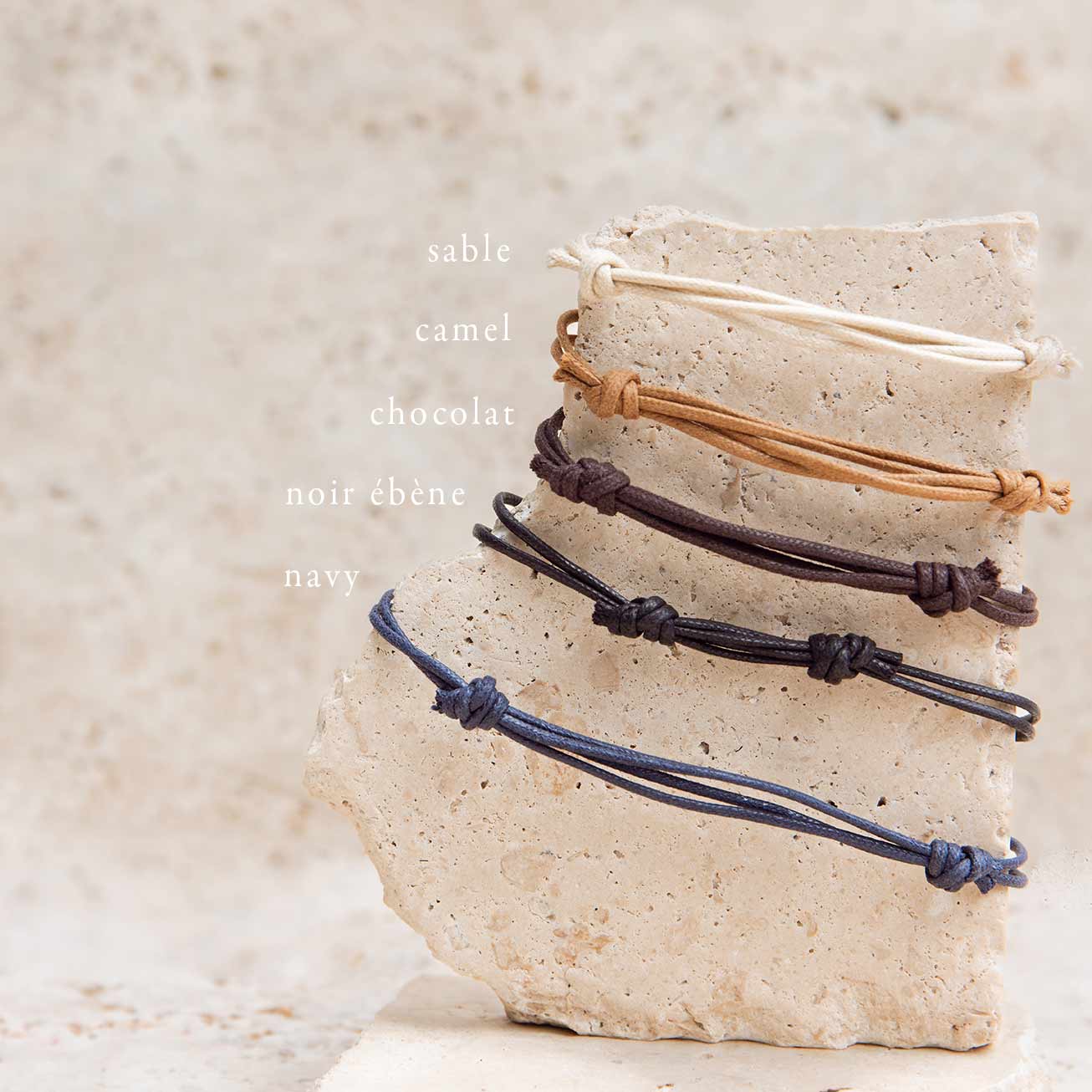 Bracelet personnalisé prénom enfant / étoile