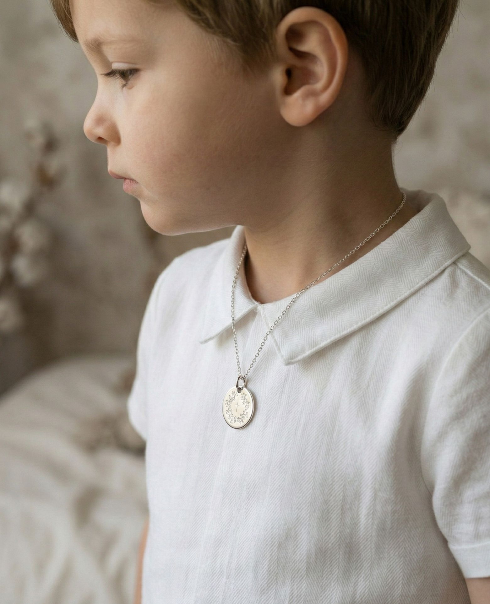 Médaille baptême argent couronne de fleurs et sa c