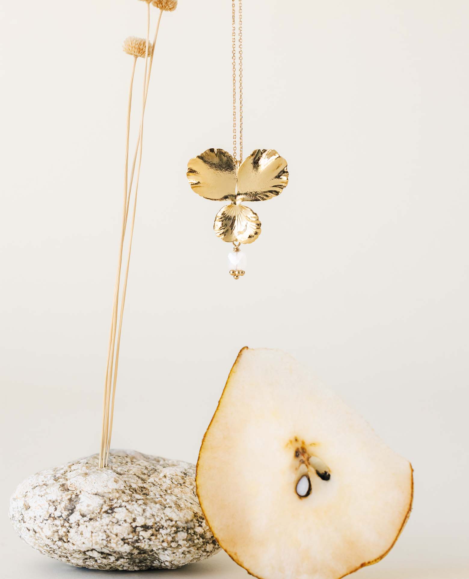 Collier Pensée MM Pierre de Lune carrée