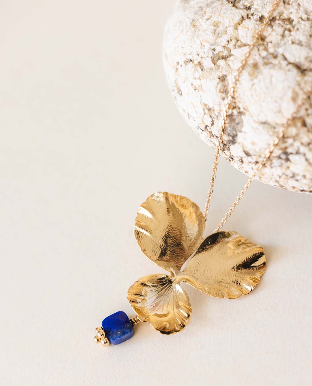 Collier Pensée MM Lapis carrée