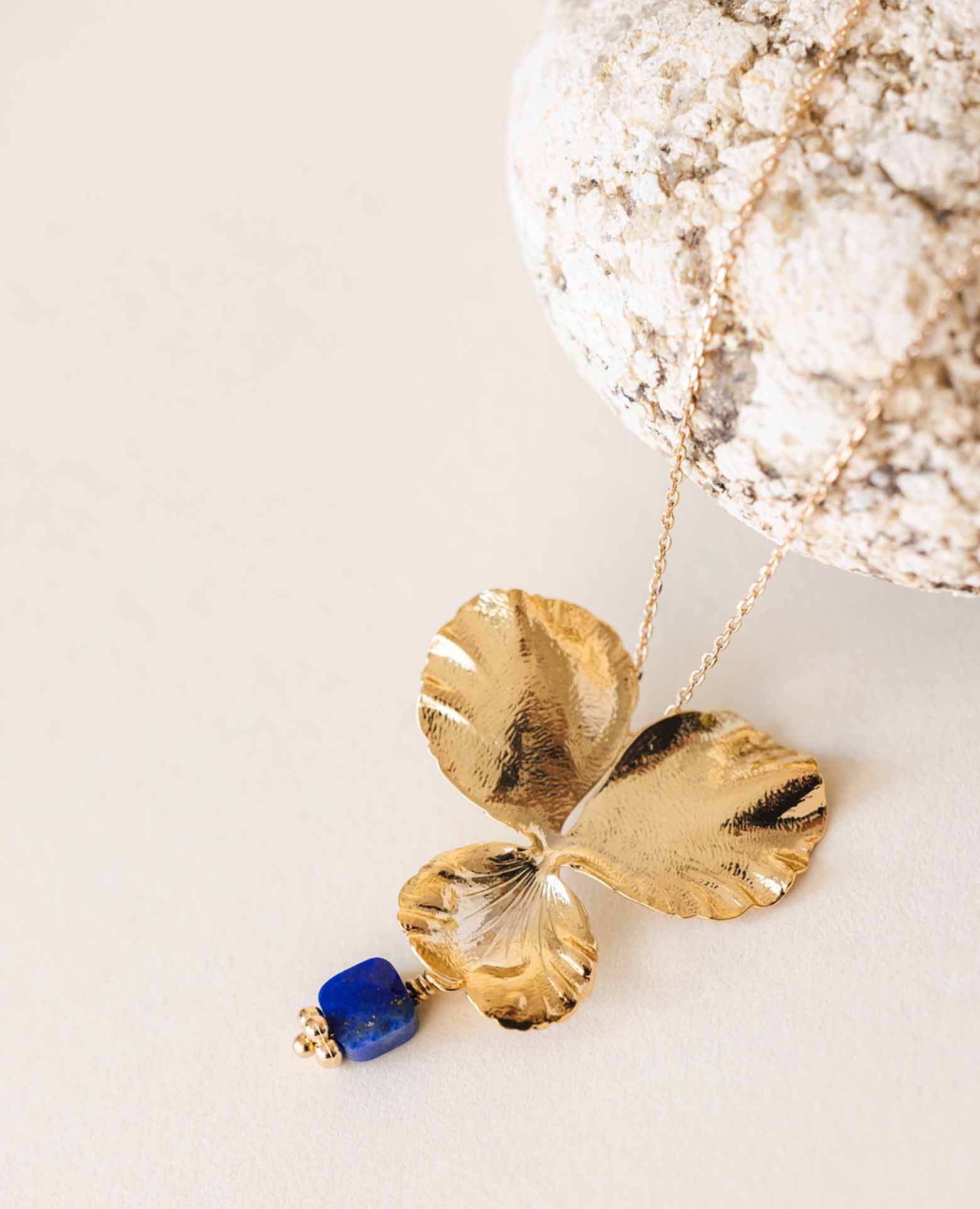Collier Pensée MM Lapis carrée