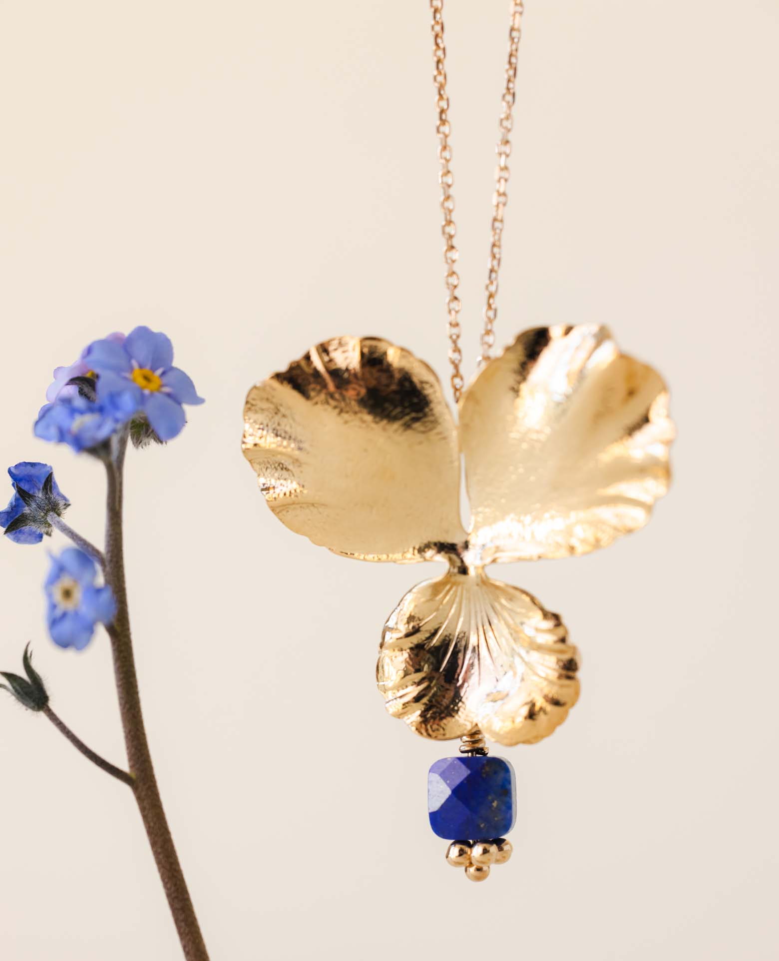 Collier Pensée MM Lapis carrée