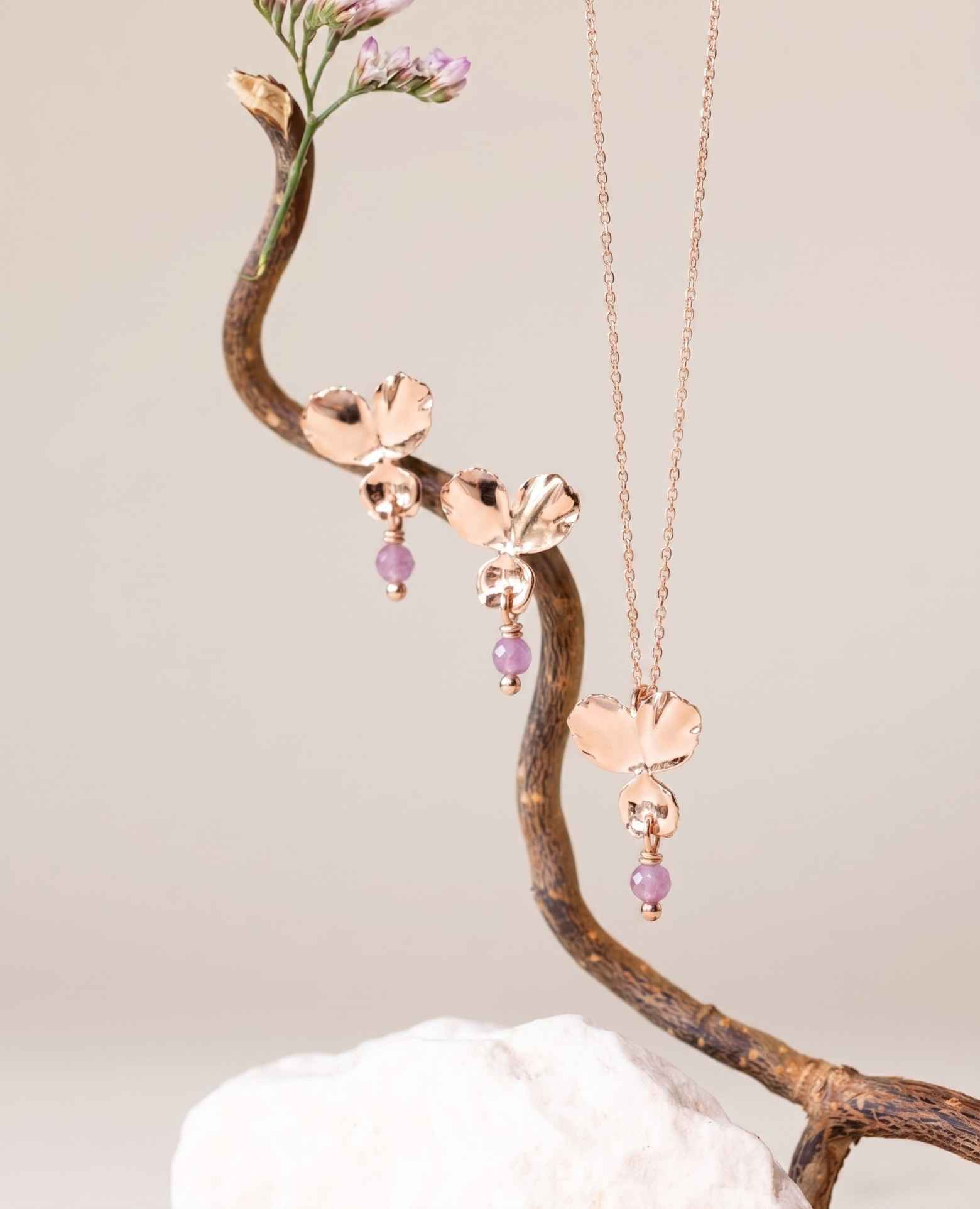 Boucles d'oreilles fleur et pierre Tourmaline rose