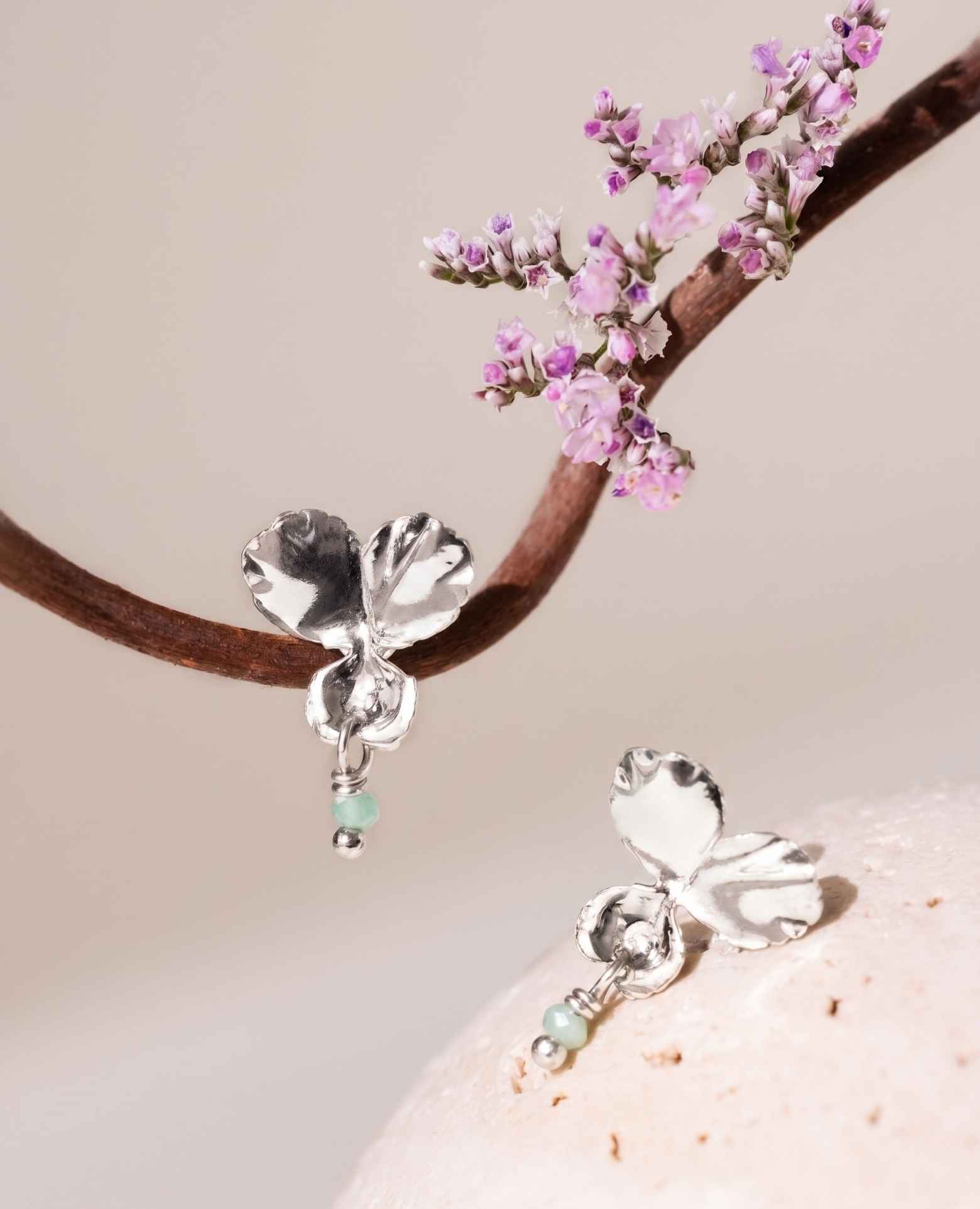 Boucles d'oreilles Emeraude Pensée