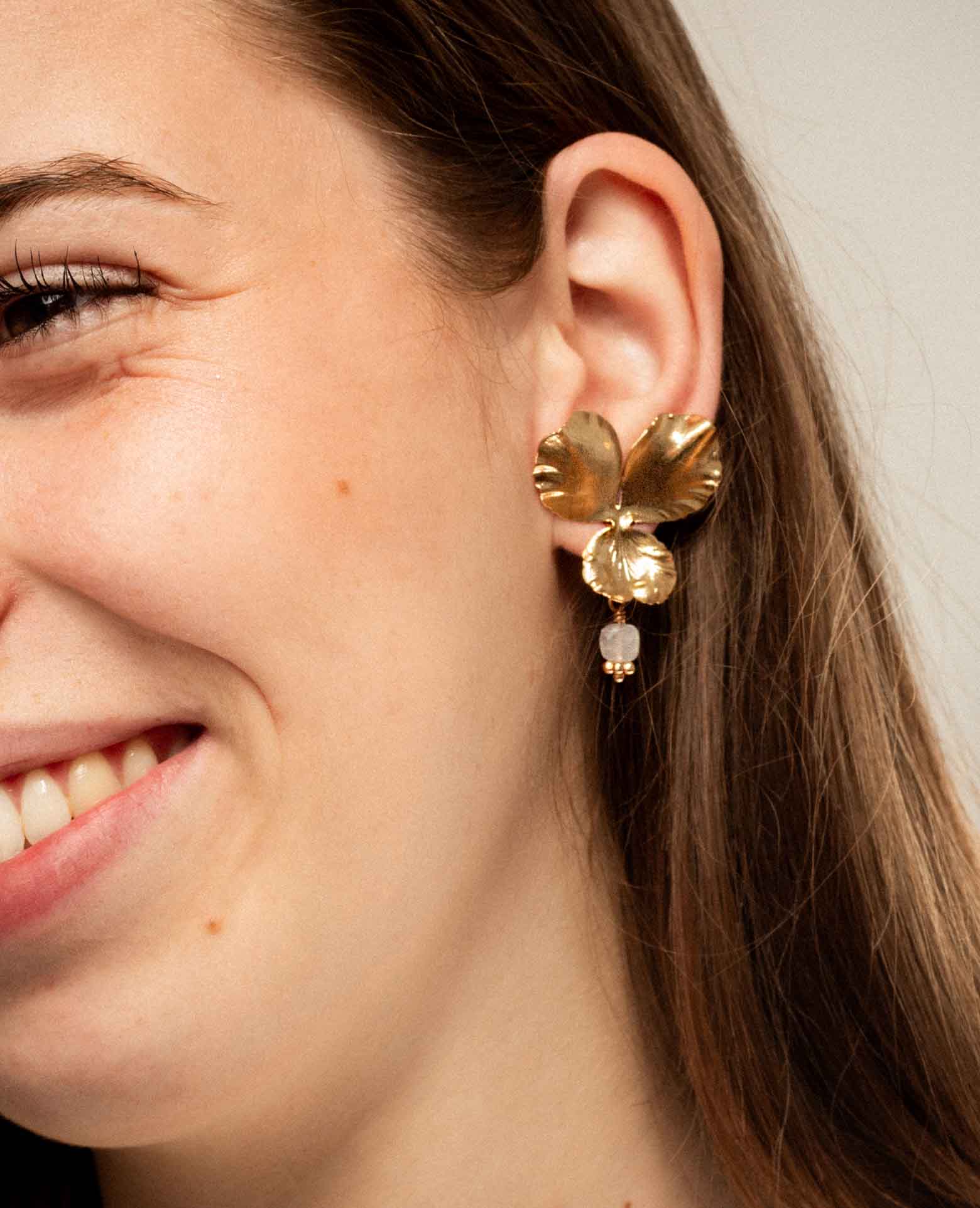 Boucles d'oreilles <i>Pensée</i> pierre de lune