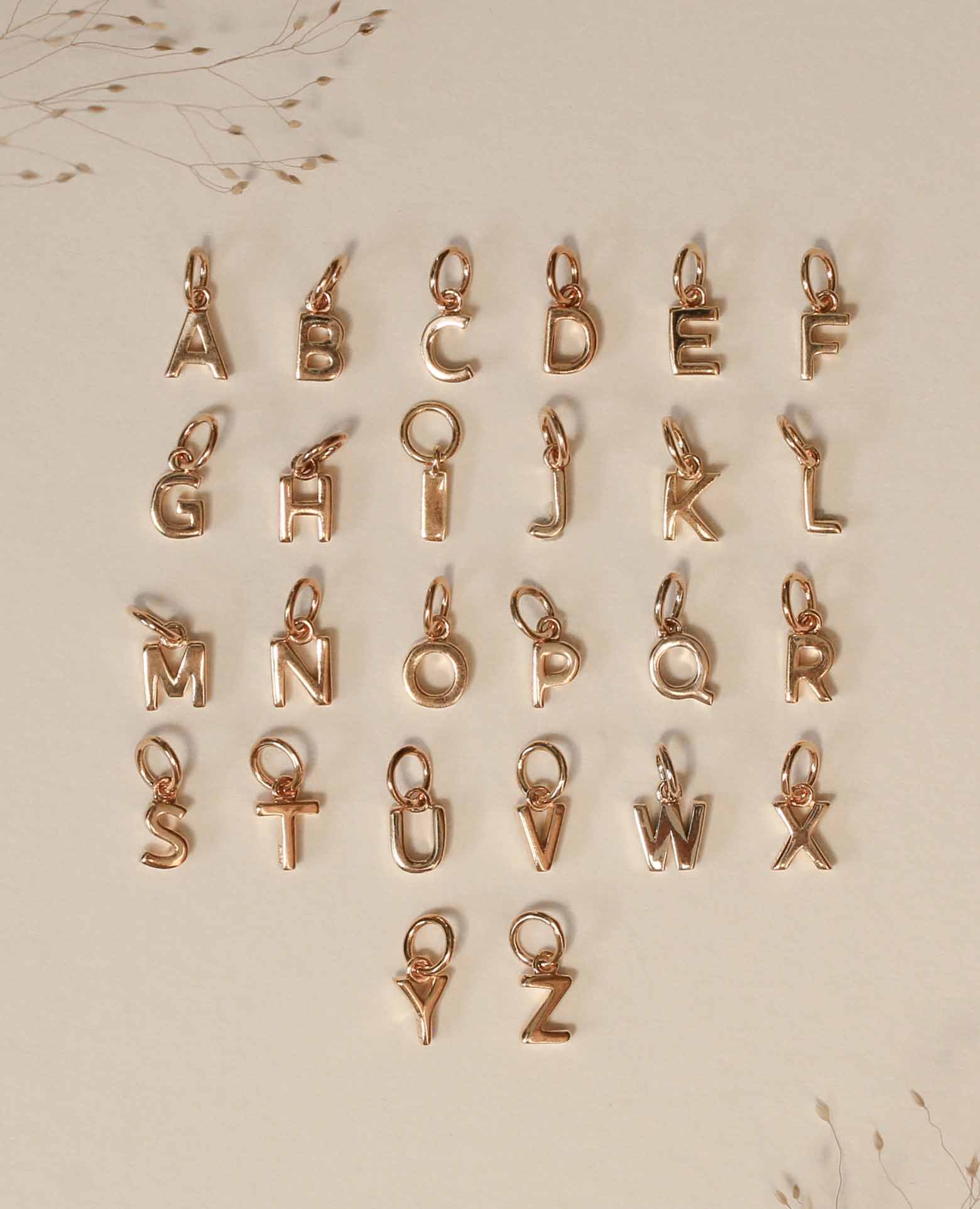 Collier initiale plaqué or et son <i>coeur de lapi